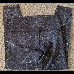 Lululemon leggings size 8 25”